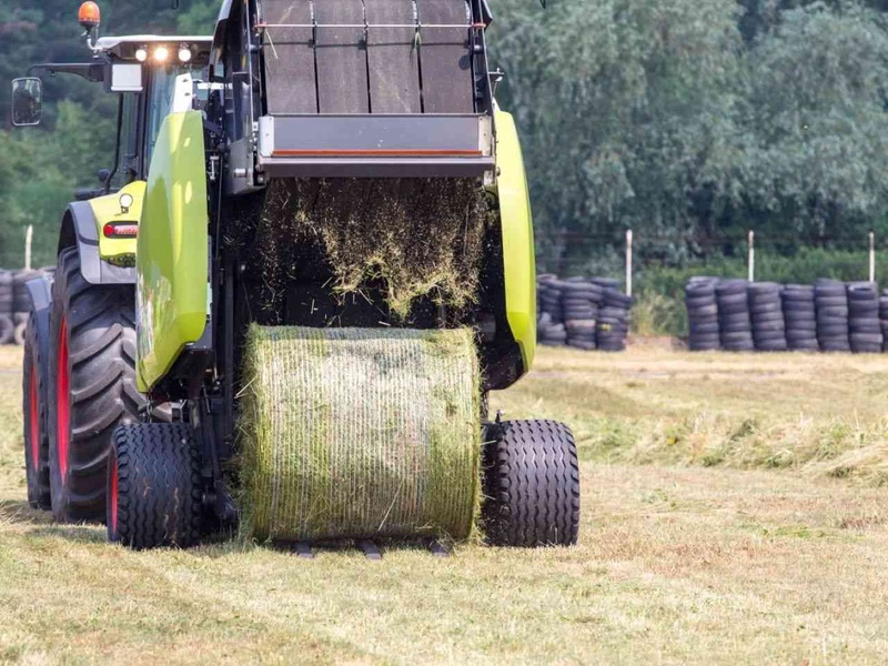 Enrubannage d'herbe : comment concilier rendement et qualité ?